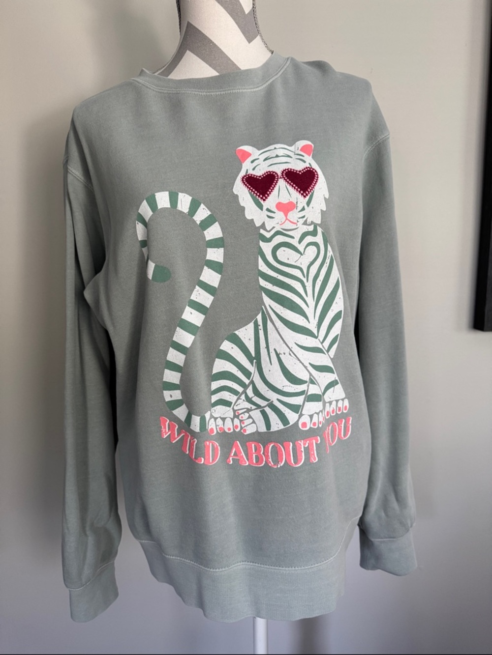 Living Fully Co-Sage Crewneck Sweatshirt with Heart-Eyed Tiger Graphic